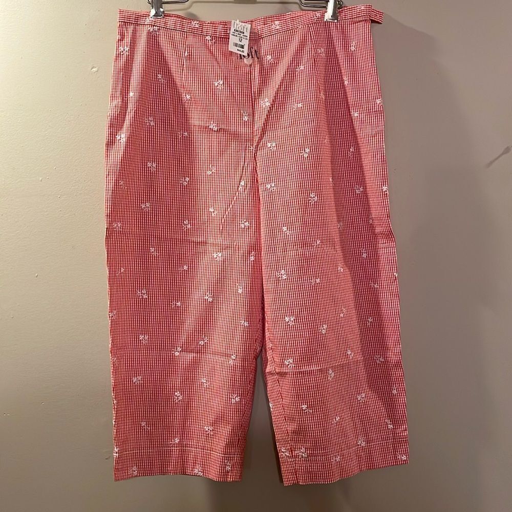 NWT LOFT Capri’s